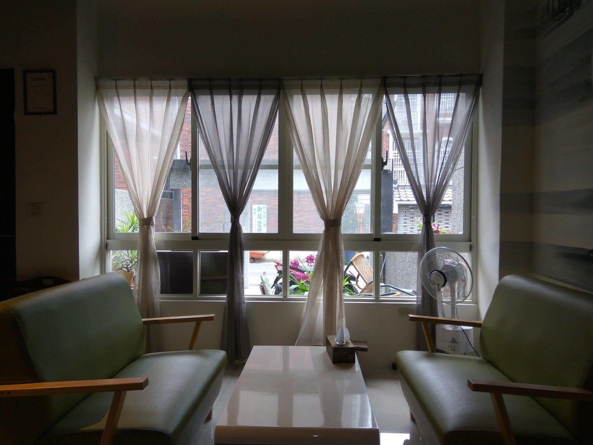 Railway Traveler B&B T'ai-tung Exterior foto